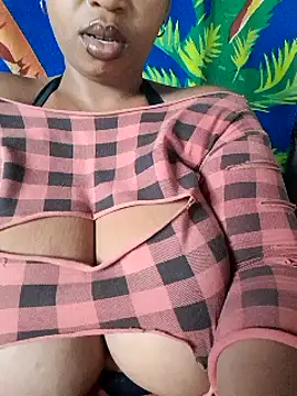 Snapshot of winterqueenx chatting on February 20, 2025, 2:46 pm winterqueenx online show from February 20, 2025, 2:46 pm