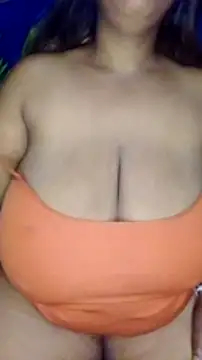 Snapshot of winterqueenx chatting on January 11, 2025, 3:44 am winterqueenx online show from January 11, 2025, 3:44 am