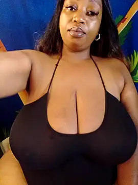 Snapshot of winterqueenx chatting on January 20, 2025, 4:10 am winterqueenx online show from January 20, 2025, 4:10 am