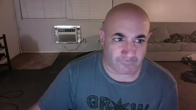 Snapshot of palidin1 chatting on December 22, 2025, 7:30 am palidin1 online show from December 22, 2025, 7:30 am