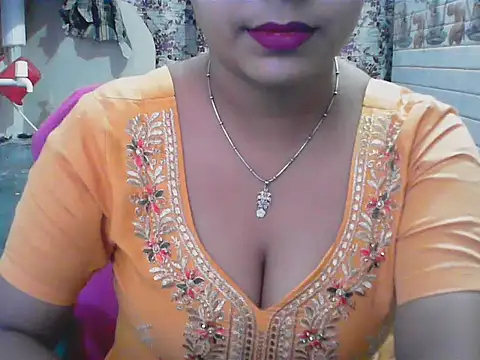 LovingPihu online show from May 31, 2026, 4:51 am