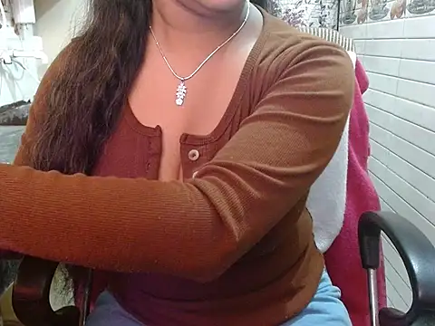 LovingPihu online show from January 9, 2026, 5:36 am