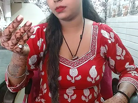 LovingPihu online show from October 22, 2025, 5:40 am