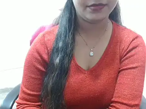 LovingPihu online show from March 2, 2025, 11:09 am