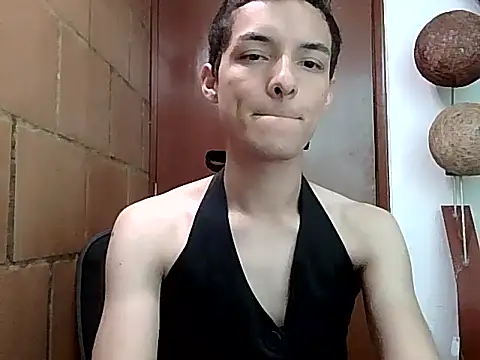 Snapshot of andys_26 chatting on April 14, 2026, 6:57 pm andys 26 online show from April 14, 2026, 6:57 pm