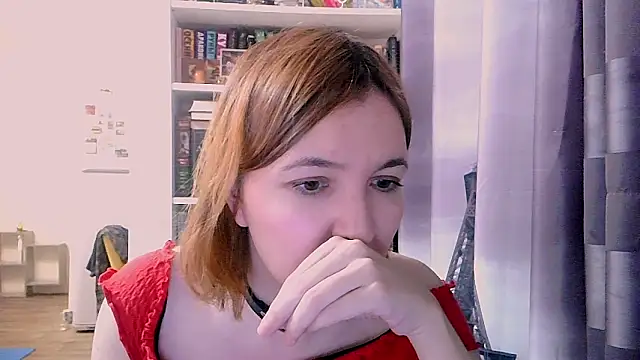 BrattyFoxyGirl online show from February 17, 2025, 5:12 pm