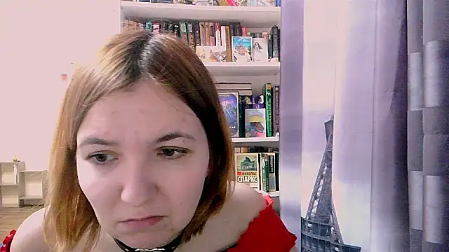 BrattyFoxyGirl online show from February 17, 2025, 8:16 pm