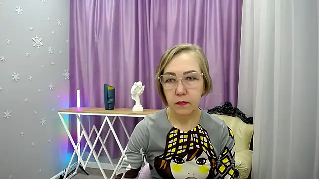 Snapshot of queen_a_n_i chatting on November 17, 2025, 11:58 am queen a n i online show from November 17, 2025, 11:58 am