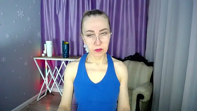 Snapshot of queen_a_n_i chatting on February 24, 2025, 6:38 am queen a n i online show from February 24, 2025, 6:38 am