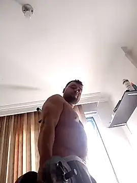 Snapshot of bby2279 chatting on February 9, 2026, 8:07 pm bby2279 online show from February 9, 2026, 8:07 pm