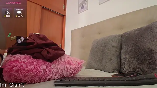 Miley Baker online show from March 21, 2025, 5:02 pm