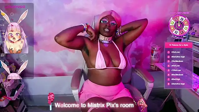 Pixiebob25 online show from September 12, 2025, 3:56 pm