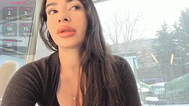 Naila18 online show from January 18, 2026, 7:12 am