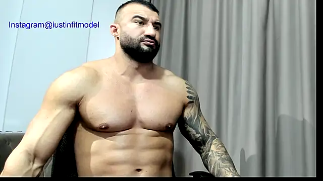 MuscleJohn online show from December 1, 2025, 10:27 am