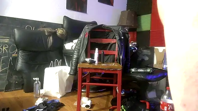 Snapshot of TheHellBilly chatting on February 8, 2026, 5:21 pm TheHellBilly online show from February 8, 2026, 5:21 pm