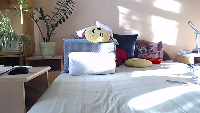 Margaret-milf online show from October 19, 2025, 6:38 am