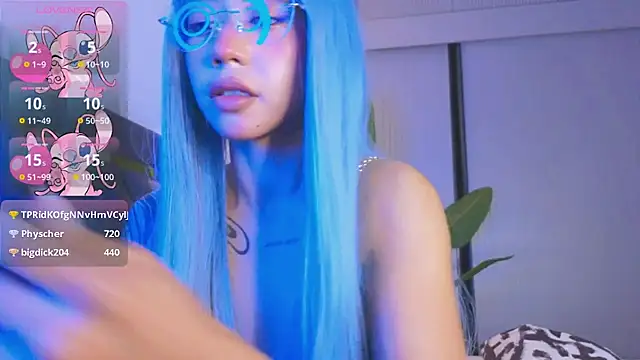 Mia Tin online show from November 30, 2025, 3:13 pm