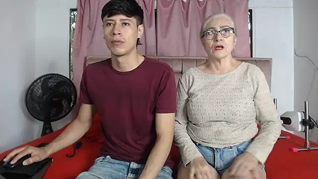 Sexytaty2022 online show from March 7, 2026, 12:43 pm