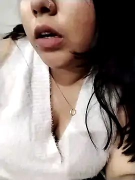 Snapshot of Alisha__Arora chatting on January 3, 2025, 10:20 am Alisha Arora online show from January 3, 2025, 10:20 am