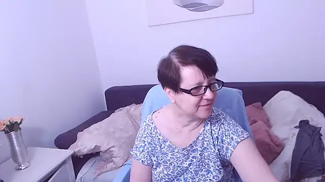 ChristaRose online show from March 15, 2026, 12:34 pm