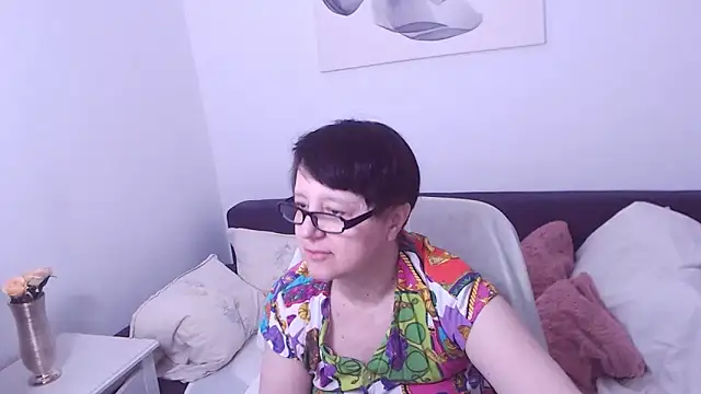 ChristaRose online show from April 5, 2026, 11:50 am