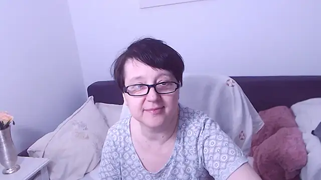 ChristaRose online show from April 4, 2026, 7:53 pm