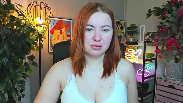 LAYLAxSTAR online show from December 16, 2025, 7:34 am