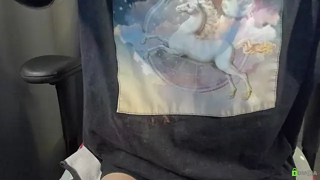 Snapshot of Courtney_Luv chatting on September 9, 2025, 2:37 pm Courtney Luv online show from September 9, 2025, 2:37 pm