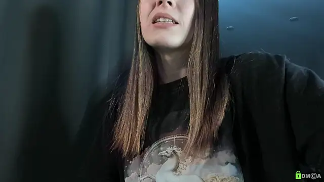 Snapshot of Courtney_Luv chatting on February 12, 2026, 12:27 pm Courtney Luv online show from February 12, 2026, 12:27 pm