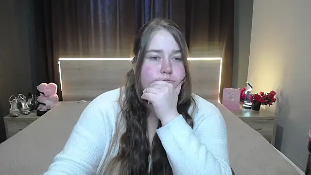 Snapshot of XX_Daniella_XX chatting on February 9, 2026, 7:17 am XX Daniella XX online show from February 9, 2026, 7:17 am