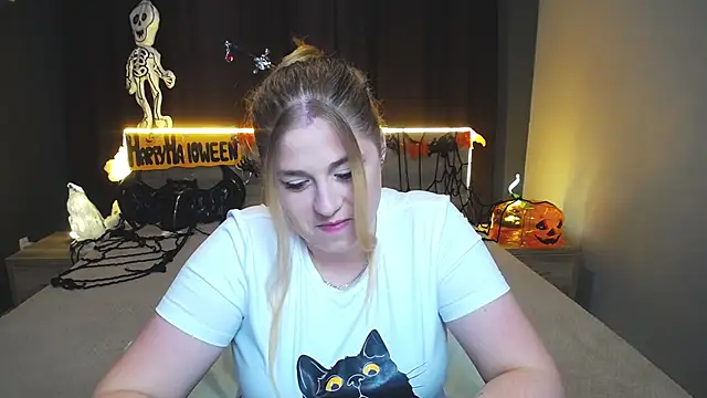 Snapshot of JessikaDaniel chatting on October 29, 2025, 7:29 am JessikaDaniel online show from October 29, 2025, 7:29 am