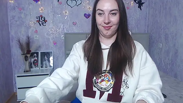 Snapshot of KaleyReed chatting on February 23, 2025, 1:32 pm KaleyReed online show from February 23, 2025, 1:32 pm