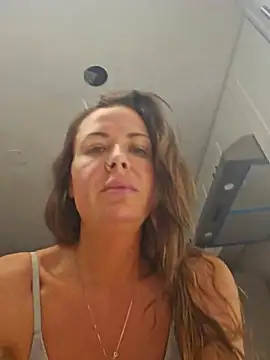 RebeccaXO  online show from August 3, 2026, 4:20 am