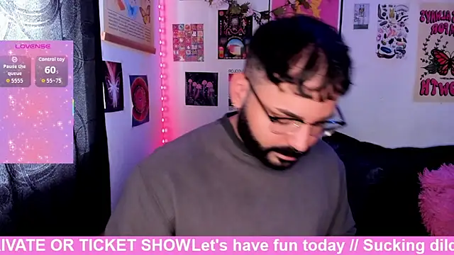 johnnyalx online show from February 25, 2026, 6:52 pm