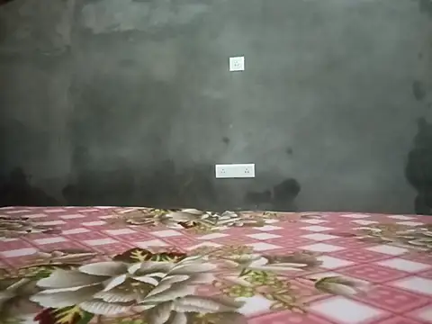 LoLZzZz  online show from February 6, 2025, 12:04 pm