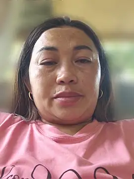 LalaiAsian online show from April 12, 2026, 3:21 am