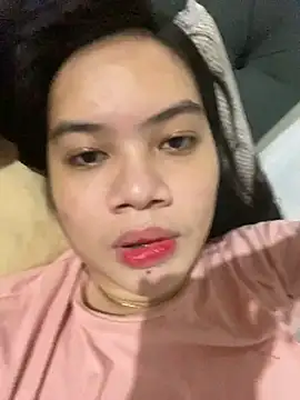 Hebefemme online show from February 25, 2025, 6:23 pm