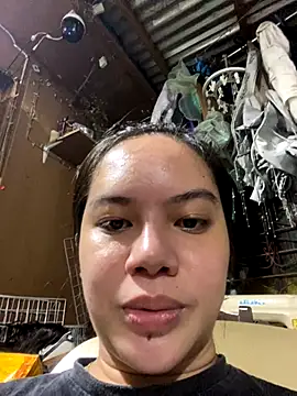 Snapshot of Hebefemme chatting on November 10, 2025, 9:09 pm Hebefemme online show from November 10, 2025, 9:09 pm