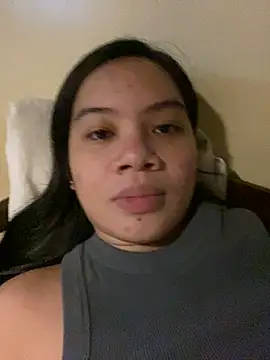 Hebefemme online show from March 13, 2025, 6:56 pm