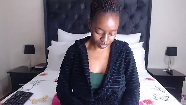 Sexynaughty Gal online show from April 14, 2026, 10:15 pm