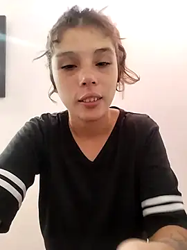 mariamac420 online show from February 6, 2026, 4:25 pm