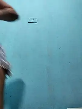 mariamac420 online show from April 5, 2026, 9:10 pm