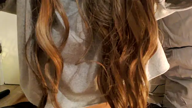 Snapshot of Toxic_angel chatting on January 24, 2025, 7:49 pm Toxic angel online show from January 24, 2025, 7:49 pm