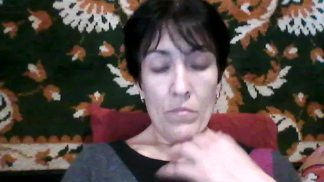 SunnyAmorre online show from October 18, 2025, 8:27 am