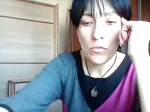 SunnyAmorre online show from March 10, 2025, 9:01 am