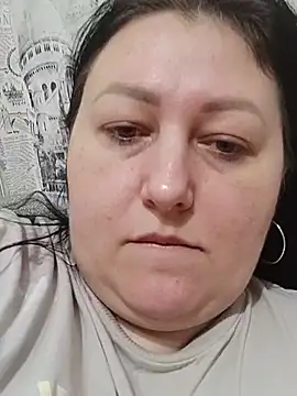 Rini333 online show from February 27, 2025, 12:01 pm