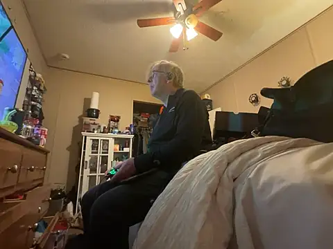 Snapshot of jck1m0t chatting on February 11, 2026, 4:12 am jck1m0t online show from February 11, 2026, 4:12 am