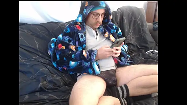 Snapshot of whiskyjane69 chatting on September 22, 2025, 12:33 pm whiskyjane69 online show from September 22, 2025, 12:33 pm