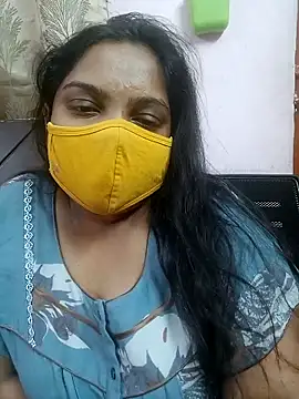 Snapshot of lovely-latha chatting on March 18, 2025, 7:01 pm lovely-latha online show from March 18, 2025, 7:01 pm