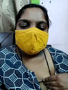 Snapshot of lovely-latha chatting on March 10, 2025, 5:29 pm lovely-latha online show from March 10, 2025, 5:29 pm